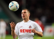 SKT不断突破！，杜兰特连续十场比赛得分超过重要助攻再创辉煌时刻